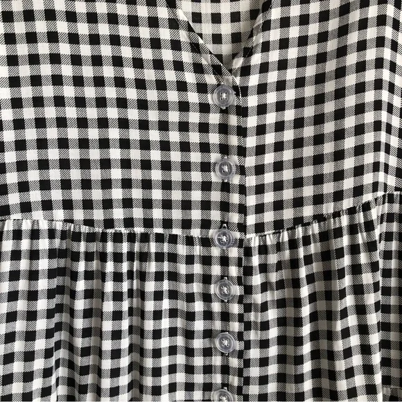 NWT Urban Outfitters Rio Tiered Button-Front Romper Size Medium - Picture 4 of 10